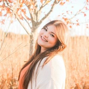 Meet your Posher, Bailey